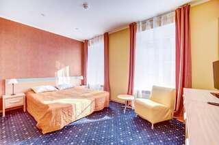 Гостиница  Поликофф Санкт-Петербург Двухместный номер «Комфорт» с 1 кроватью или 2 отдельными кроватями-1